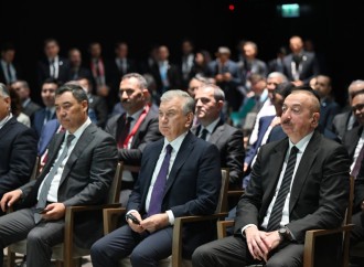 Prezident İlham Əliyev Nobel mükafatı laureatı Əziz Sancarın Əlişir Nəvai Beynəlxalq Mükafatı ilə təltif olunması mərasimində iştirak edib