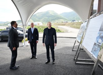 Prezident İlham Əliyev “PIRSHAGHI” ayaqqabı fabrikinin Laçın filialının açılışında iştirak edib