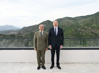 Laçında Prezident İlham Əliyevin Pakistanın Baş naziri ilə nahar əsnasında geniş tərkibdə görüşü olub