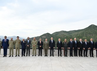 Laçında Prezident İlham Əliyevin Pakistanın Baş naziri ilə nahar əsnasında geniş tərkibdə görüşü olub