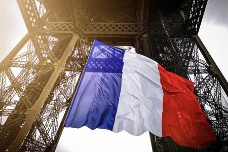 Parisdə Sena çayında çimmək rəsmi olaraq sərbəst olub