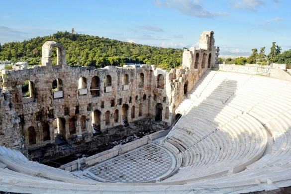 Yunanıstanda ekstremal istilər və turist izdihamı