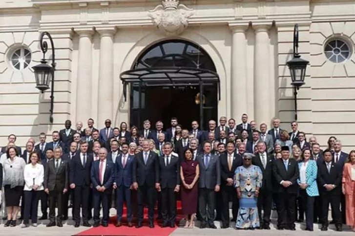 Ömər Bolat Parisdə OECD Nazirlər Şurasının iclasında iştirak edib