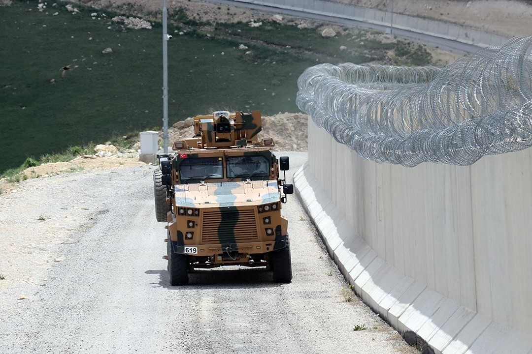 Türkiyə vətəndaşları təhlükəsizlik səbəbilə İrandan ayrılır