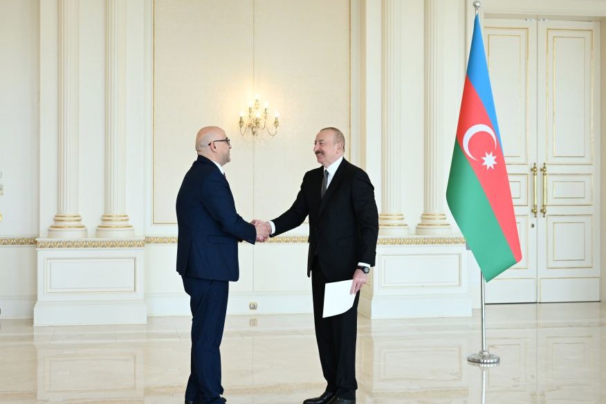 Azərbaycan Prezidenti İlham Əliyev Fələstinin ölkəmizdə yeni təyin olunmuş səfirinin etimadnaməsini qəbul edib