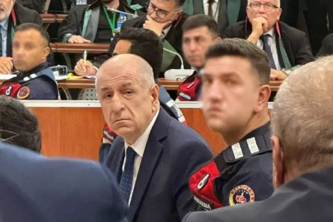 Ümit Özdağ azadlığa buraxılıb