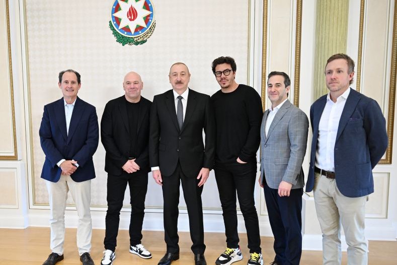 Prezident İlham Əliyev UFC-nin prezidentini qəbul edib