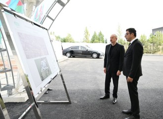 Prezident İlham Əliyev Yevlax Olimpiya İdman Kompleksində görülmüş işlərlə tanış olub
