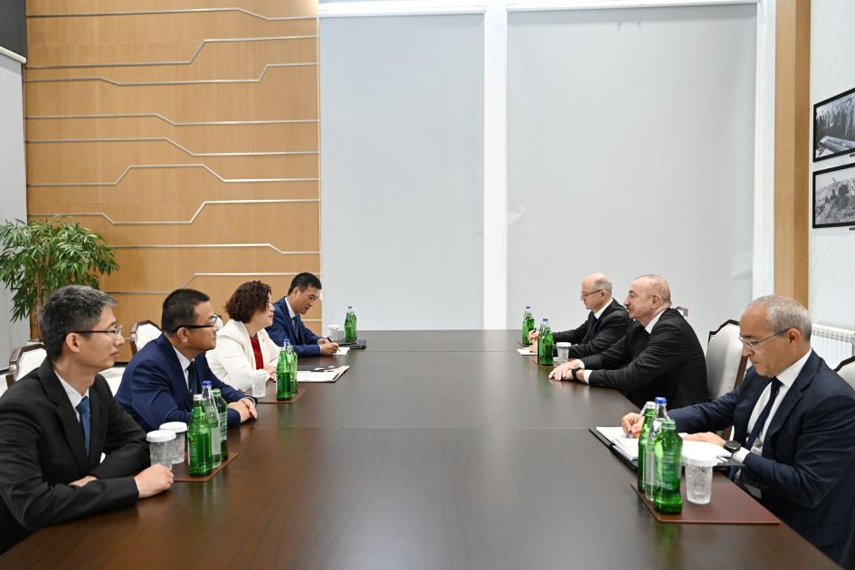 Prezident İlham Əliyev Mingəçevirdə Çinin “Dongfang Electric İnternational Corporation” Şirkətinin İdarə Heyətinin sədrini qəbul edib