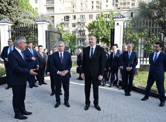Prezidentlər İlham Əliyev və Şavkat Mirziyoyev Özbəkistanın Azərbaycandakı səfirliyinin yeni binasının açılışında iştirak ediblər