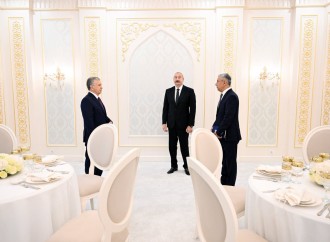 Prezidentlər İlham Əliyev və Şavkat Mirziyoyev Özbəkistanın Azərbaycandakı səfirliyinin yeni binasının açılışında iştirak ediblər