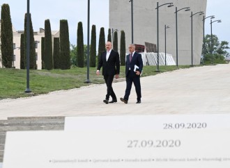 Prezident İlham Əliyev Xankəndidə Zəfər parkında görülən tikinti işləri ilə tanış olub