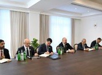 Prezident İlham Əliyev Xankəndidə Birləşmiş Ərəb Əmirliklərinin sənaye və qabaqcıl texnologiyalar nazirini qəbul edib