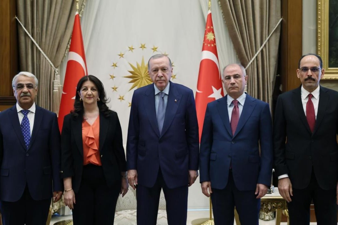 Ərdoğan DEM Partiyasını qəbul edib