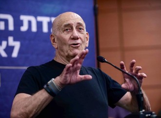 Ehud Olmert Britaniyanın qərarını dəstəklədi - Məskunlaşmalarla ticarətə qoyulan qadağa qaçılmaz idi