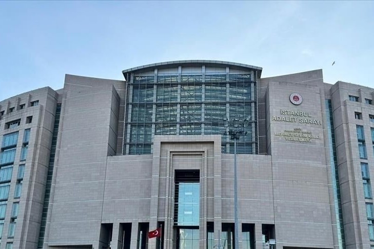 İstanbulda korrupsiya əməliyyatında 100-ə yaxın şəxs həbs olunub