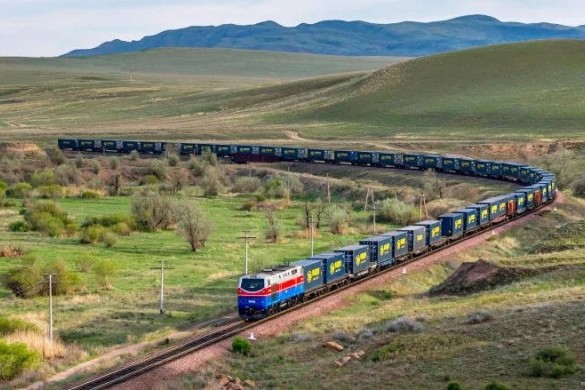 Orta Dəhlizlə Çindən Türkiyəyə yüklərin daşınma müddəti 15 günə qədər qısalıb