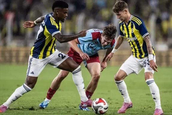 Fenerbahçe Çempionlar Liqasında Yoluna Davam Edir