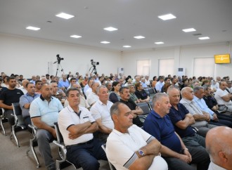 Ermənistan silahlı qüvvələrinin Xankəndiyə, Laçına, Kəlbəcərə, Ağdərəyə, Cəbrayıla, Füzuliyə hücumları nəticəsində məcburi köçkün düşmüş, yaralanmış, doğmaları öldürülmüş şəxslər məhkəmədə ifadə veriblər