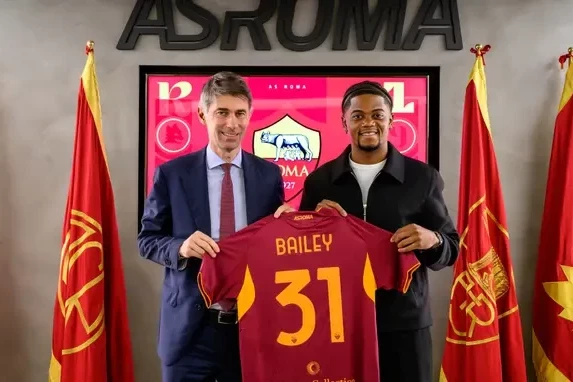 Roma Leon Leon Bailey-i icarəyə götürüb