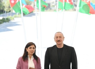 Prezident İlham Əliyev və Birinci xanım Mehriban Əliyeva Kəlbəcər şəhərinin sakinləri ilə görüşüblər