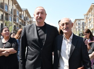 Prezident İlham Əliyev və Birinci xanım Mehriban Əliyeva Kəlbəcər şəhərinin sakinləri ilə görüşüblər