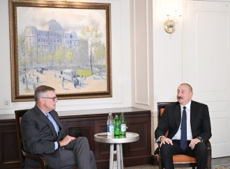 Prezident İlham Əliyev Nyu-Yorkda “Neuberger Berman” şirkətinin sədri və baş icraçı direktoru ilə görüşüb