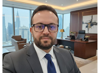 Dubayda şirkət təsis etmək: Lisenziyadan kənar görünməyən maneələr və bank hesabı reallığı