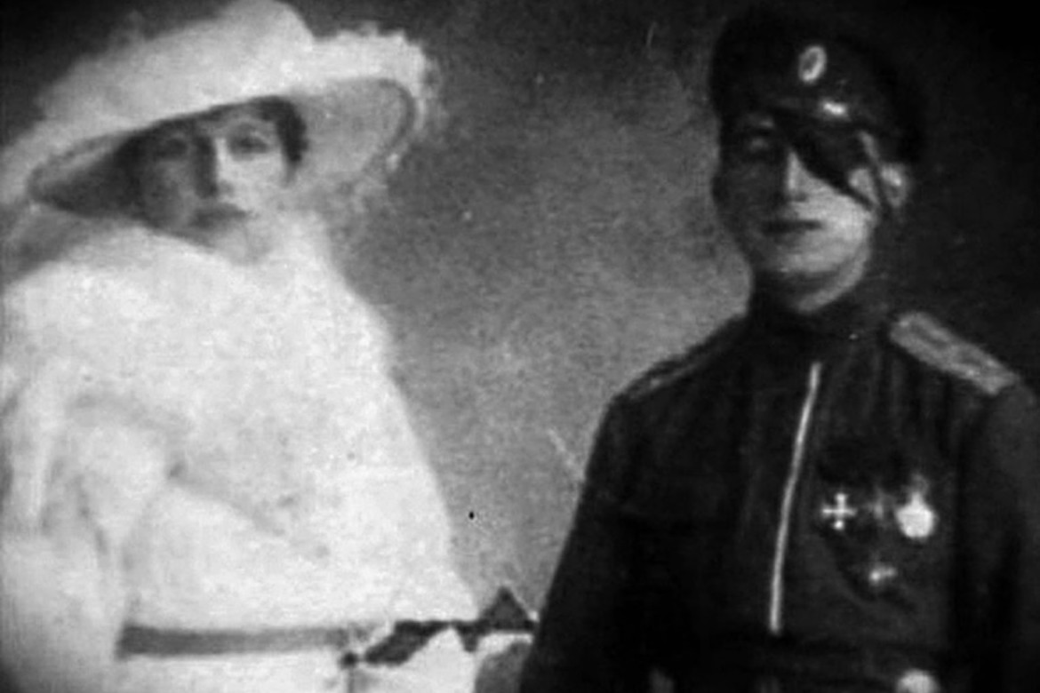 Bu gün rəqqasə və casus Mata Hari güllələnib