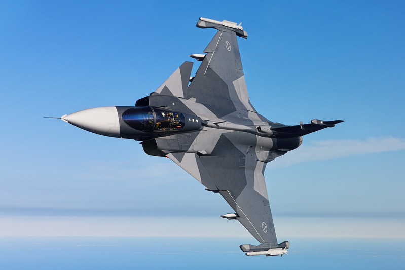 Ukrayna İsveçdən Gripen E qırıcıları alacaq