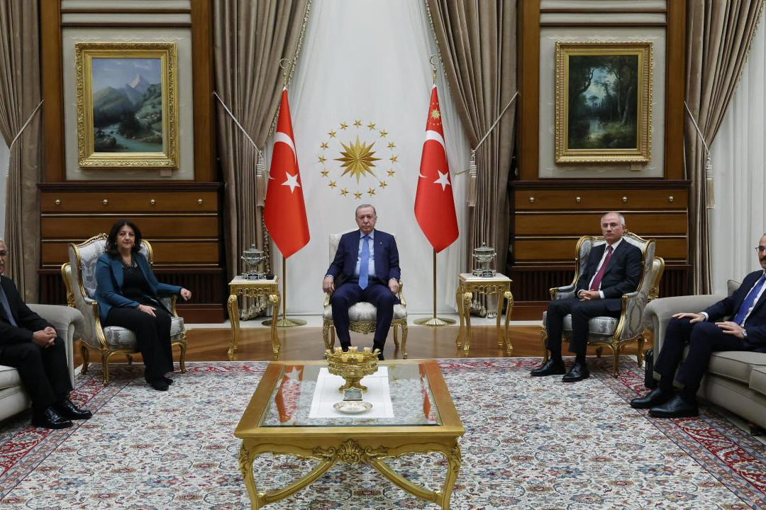 DEM heyəti ilə Ərdoğan arasında ilk görüş baş tutub