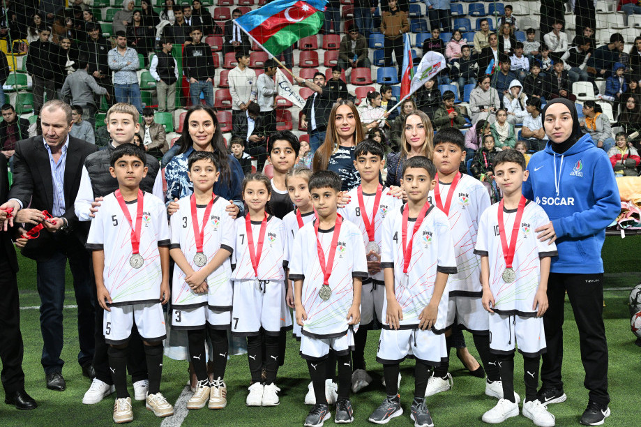 Heydər Əliyev Fondunun vitse-prezidenti Leyla Əliyevanın təşəbbüsü ilə uşaq evlərinin komandaları arasında növbəti minifutbol turniri təşkil olunub