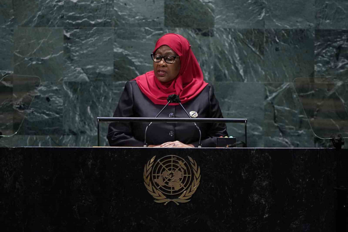 Tanzaniyanın ilk qadın prezidenti Samia Suluhu Həsən kimdir?
