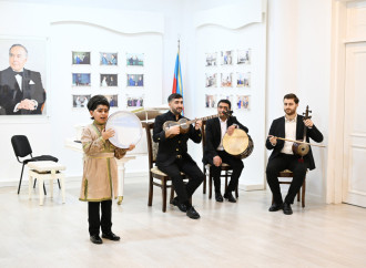 Heydər Əliyev Fondunun vitse-prezidenti Leyla Əliyeva Bülbül adına Orta İxtisas Musiqi Məktəbində olub