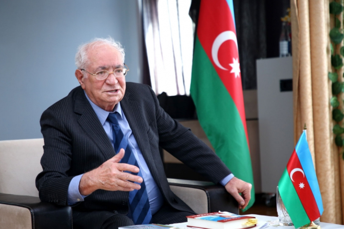 Vahid Əziz “Şərəf” ordeni ilə təltif edilib