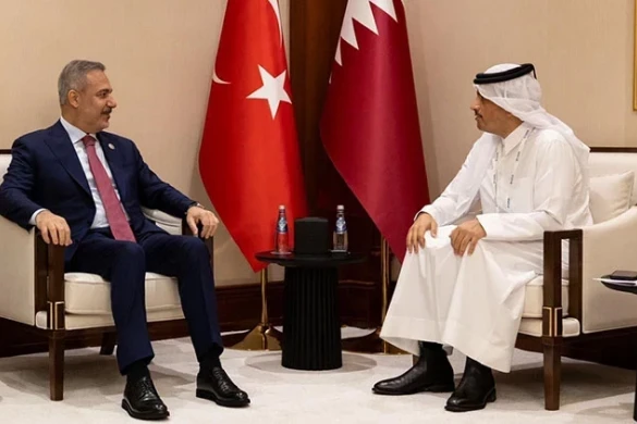 Hakan Fidan Dohada Qətər rəsmiləri ilə görüşüb