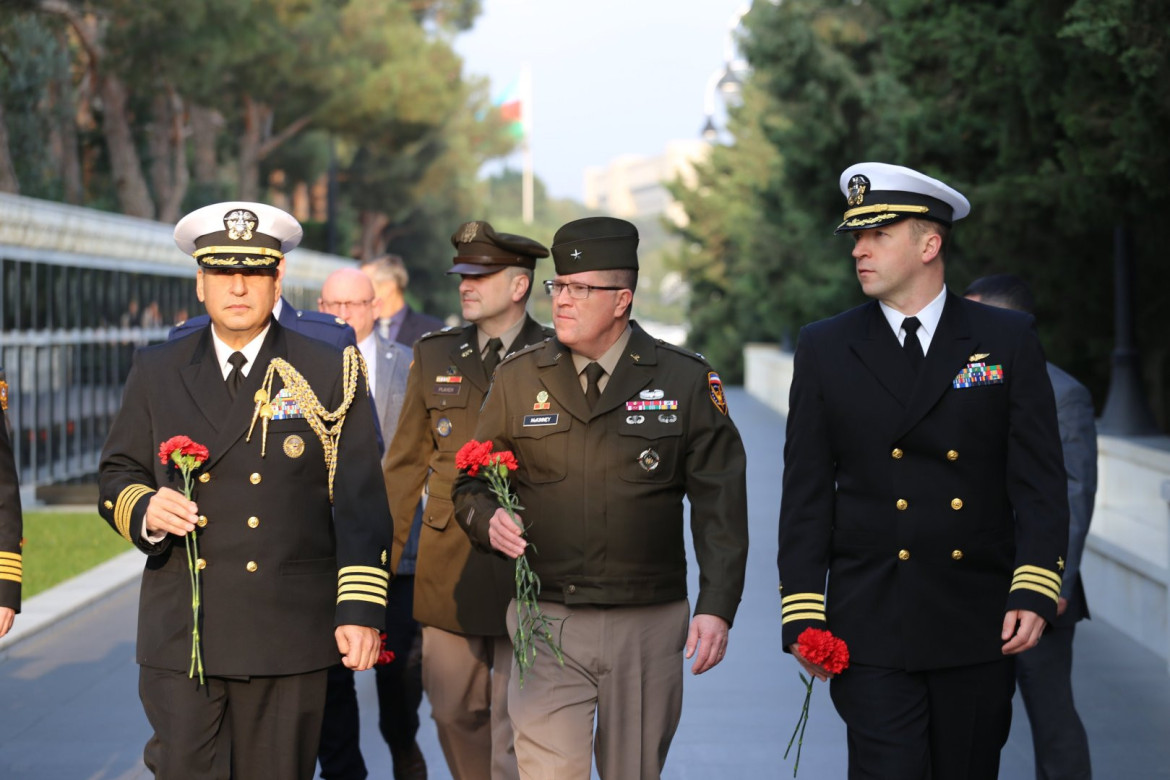 General-mayor Kris Makkininin səfəri Azərbaycanla müdafiə əməkdaşlığını möhkəmləndirdi - ABŞ səfirliyi