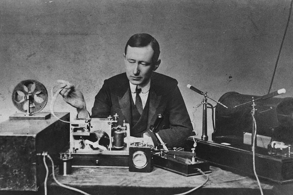 Bu gün radio tarixinin yazıldığı gündür - Markoninin Atlantik möcüzəsi