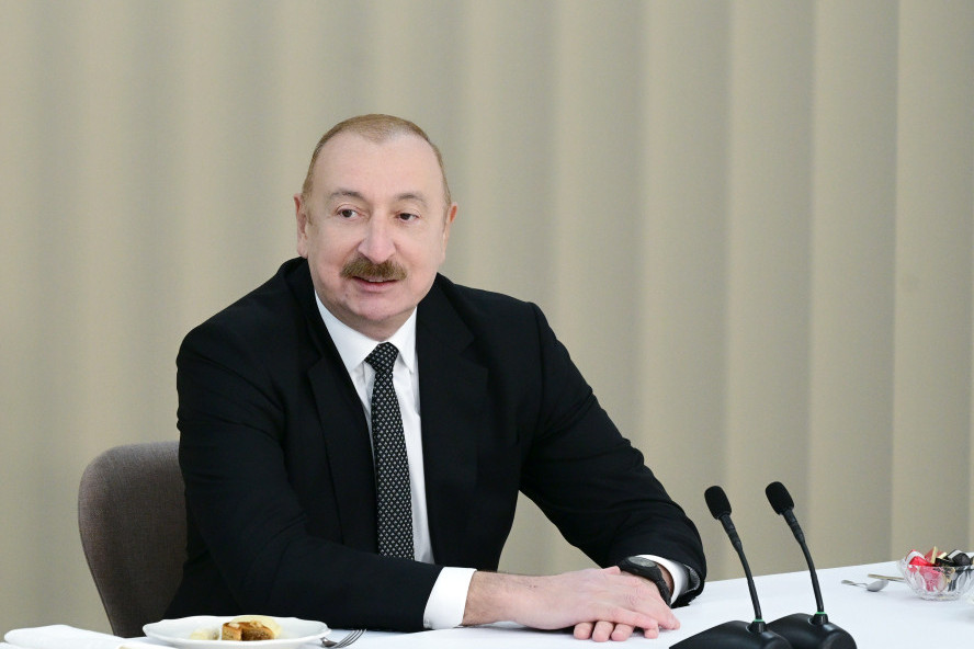Prezident İlham Əliyev: Şəhidlərimizi, Xocalı qurbanlarını, digər günahsız insanların həlak olmasını heç vaxt unuda bilmərik