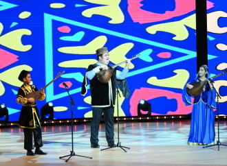 Leyla Əliyeva və Alena Əliyeva Uşaq İncəsənət Festivalının yekun mükafatlandırma mərasimində iştirak ediblər