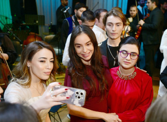Heydər Əliyev Fondunun vitse-prezidenti Leyla Əliyeva və Alena Əliyeva DOST İnklüziv İnkişaf və Yaradıcılıq Mərkəzini ziyarət ediblər