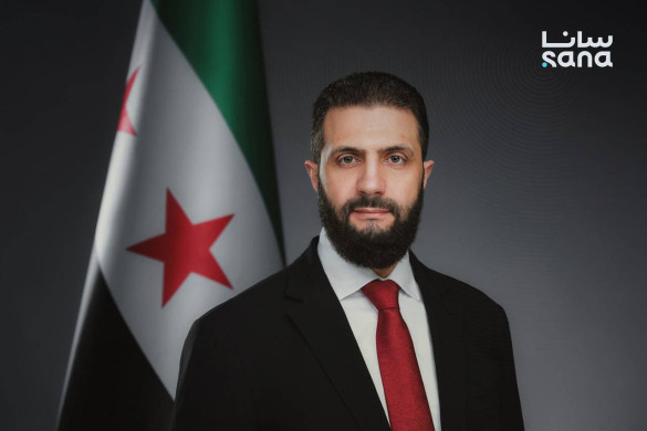 Əş-Şaraa suriyalıları Yeni il münasibətilə təbrik etdi: “Suriya vahid, güclü və sabit olacaq”
