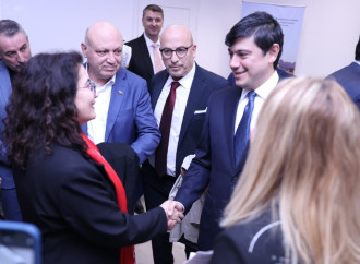 Xaricdə daha bir Azərbaycan Evi və həftəsonu məktəbi açılıb