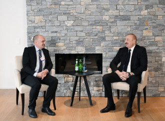 Prezident İlham Əliyev Davosda “Vestas Wind Systems” şirkətinin marketinq, kommunikasiya, davamlılıq və ictimaiyyətlə əlaqələr üzrə qrupunun baş vitse-prezidenti ilə görüşüb