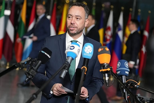 Belçikadan Trampa sərt reaksiya - NATO müttəfiqlərinə təzyiq qəbuledilməzdir