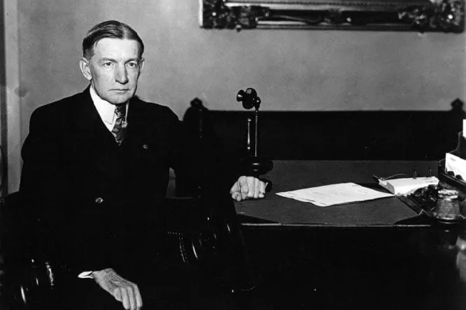 “ABŞ-nin işi biznesdir” - Kalvin Kulic və Amerika kapitalizminin ideoloji manifesti