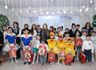 Heydər Əliyev Fondunun vitse-prezidenti Leyla Əliyeva və Alena Əliyeva Gəncədə uşaq evində olublar
