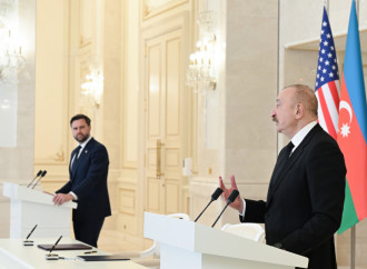 Prezident İlham Əliyev və ABŞ-nin Vitse-prezidenti Ceyms Devid Vens mətbuata bəyanatlarla çıxış ediblər
