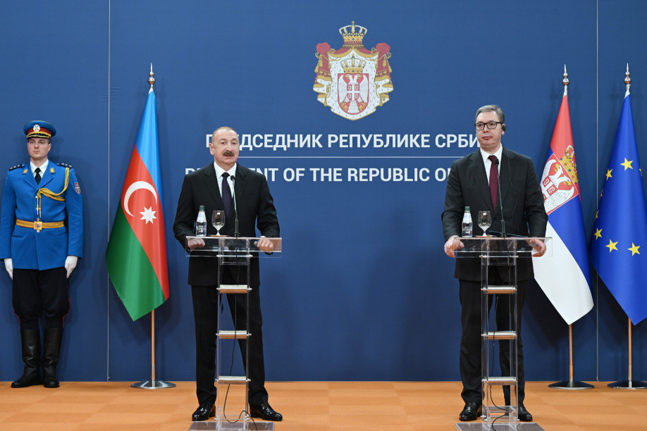 Prezident İlham Əliyev və Serbiya Prezidenti Aleksandar Vuçiç mətbuata bəyanatlarla çıxış ediblər (FOTO)