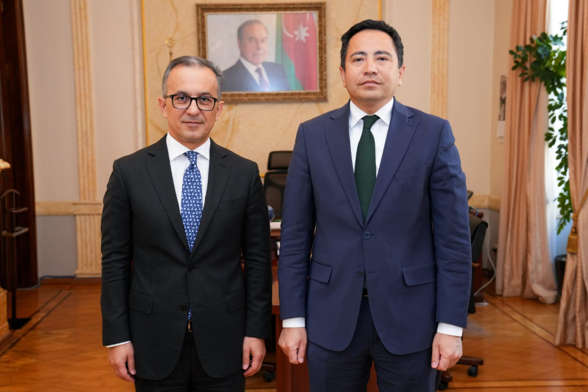 Dövlət Komitəsinin sədri Qazaxıstan səfiri ilə görüşüb